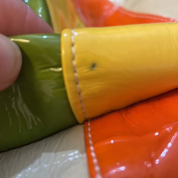 Retro super soft vegan patent leather hobo crossbody purse - Picture 8 of 9